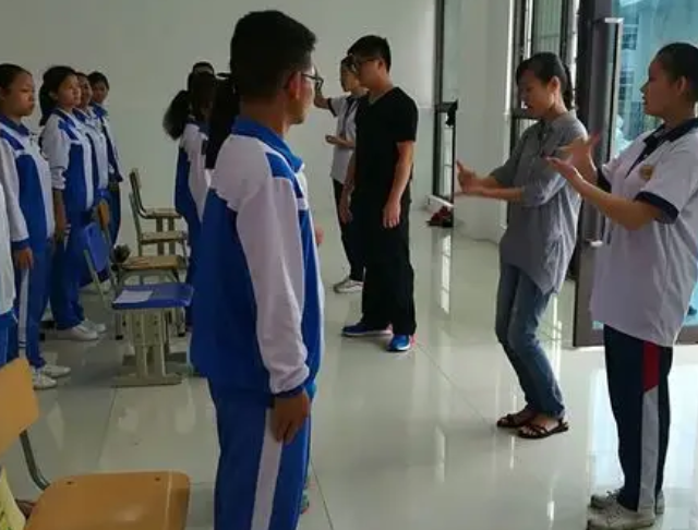 引导学生在实际问题解决中锤炼身手推动差异化教育和个性化指导